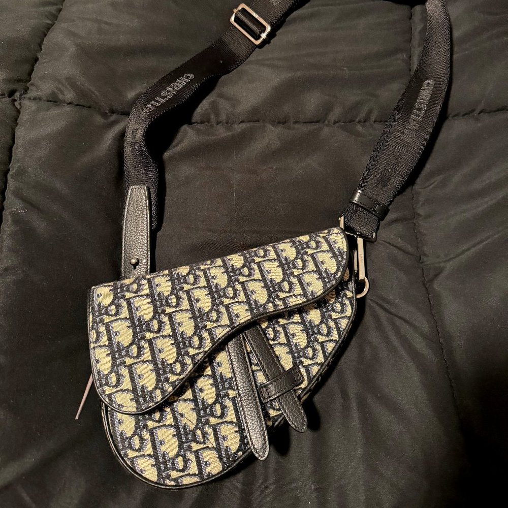 DIOR MEN Mini Oblique Saddle Bag
